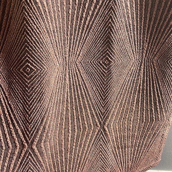 Tart Rebecca Dress In Metallic Diamond. - Picture 4 of 9